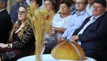 Életműdíjat, díszpolgári és kitüntető címet adtak át Jánoshalmán